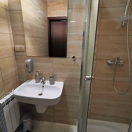Pod Borem فندق مبيت وإفطار