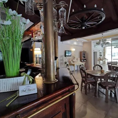 فندق مبيت وإفطار Pod Borem كيبنو