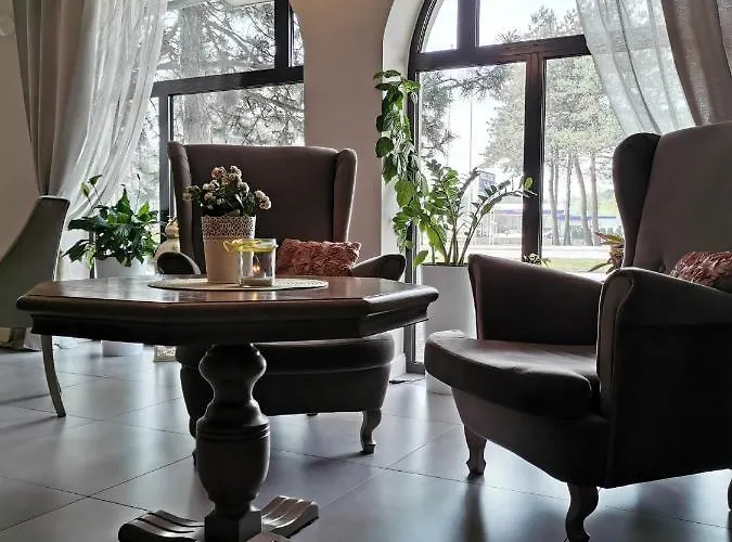 住宿加早餐酒店 Pod Borem 4*